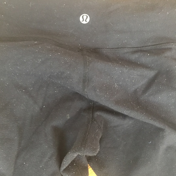 Lululemon Black Capri Yoga Pants - Picture 5 of 6